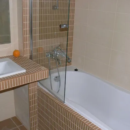 Apartman *